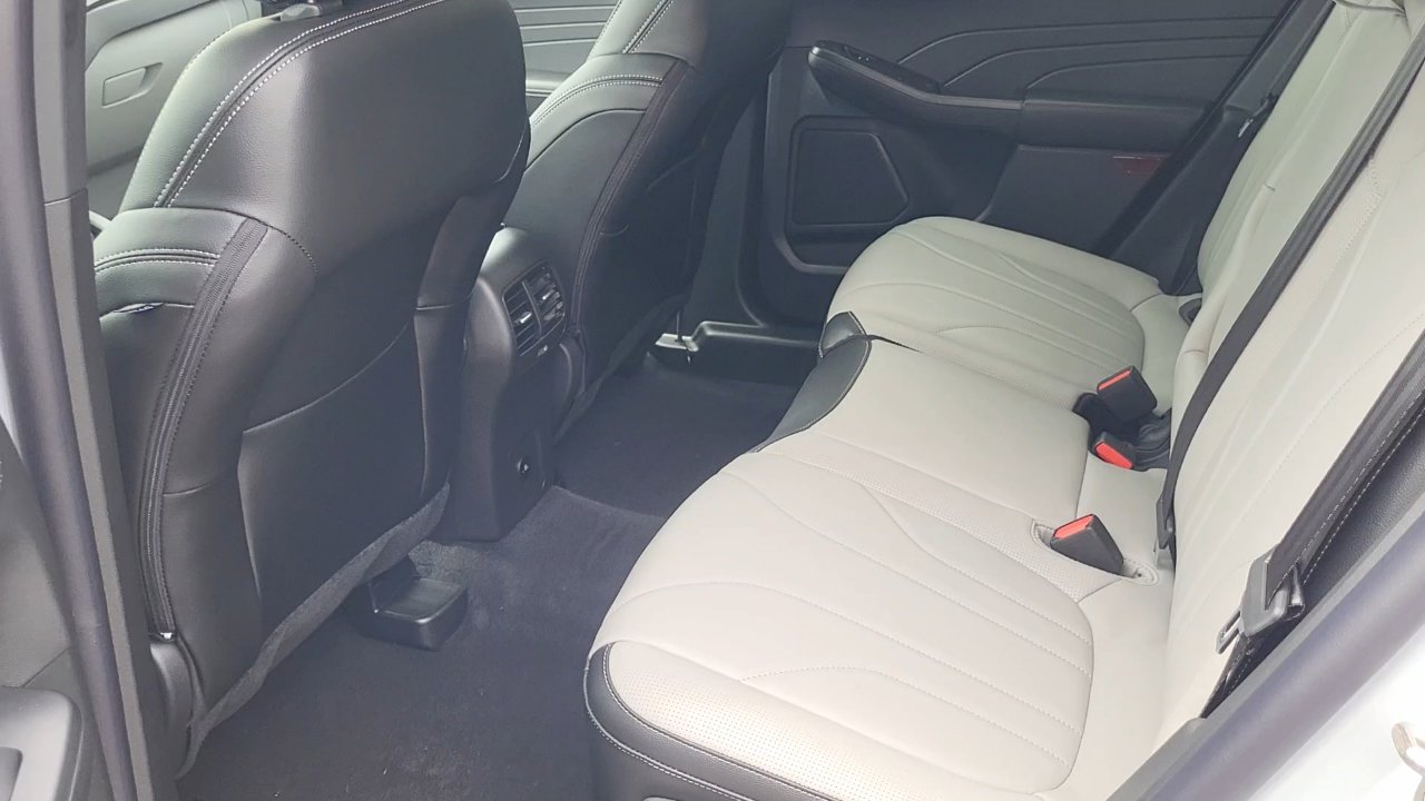 2025 Ford Escape Plug-In Hybrid photo 20