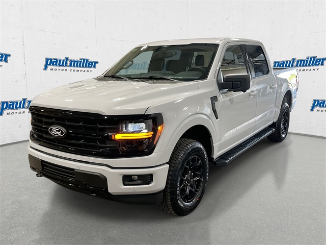 2025 Ford F-150 XLT's photo