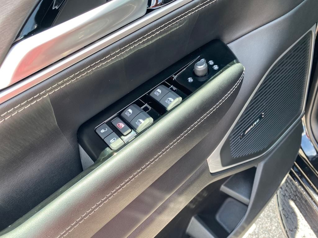 2025 Jeep Wagoneer Series II photo 11
