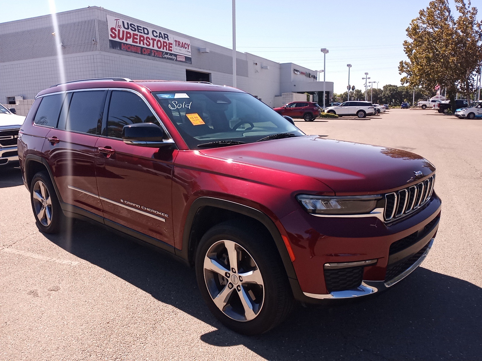 2021 Jeep Grand Cherokee Limited photo 3