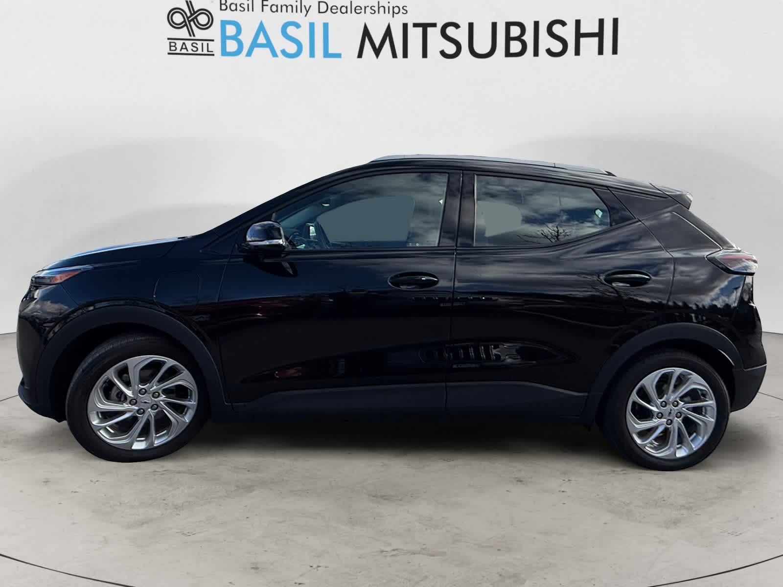 2023 Chevrolet Bolt EUV photo 2