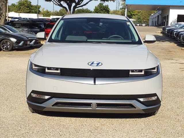 2024 Hyundai Ioniq 5 SEL photo 5