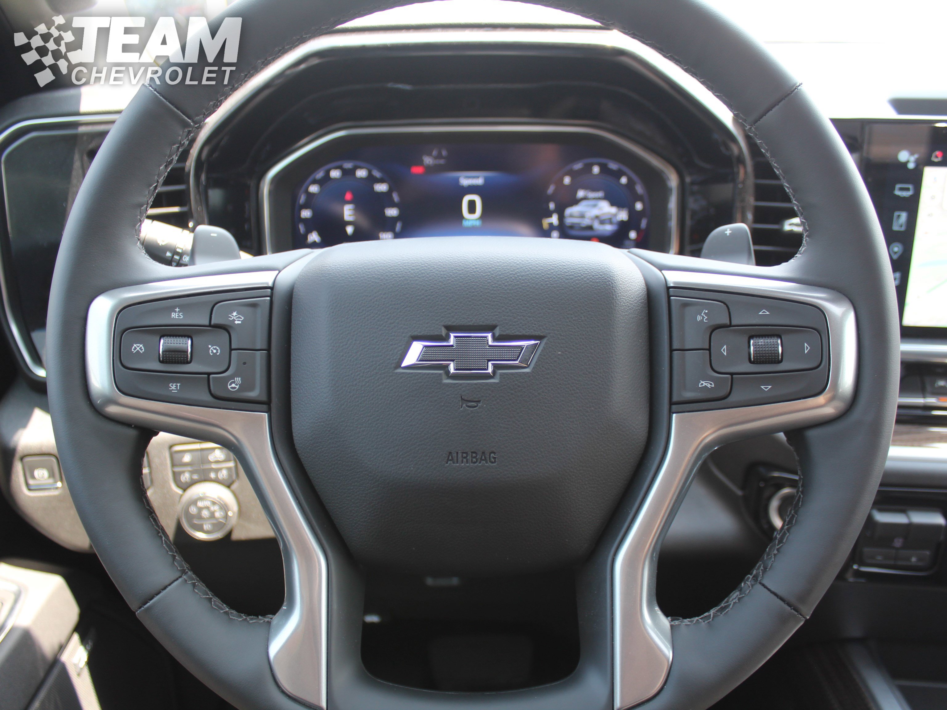 2025 Chevrolet Silverado 1500 RST photo 13