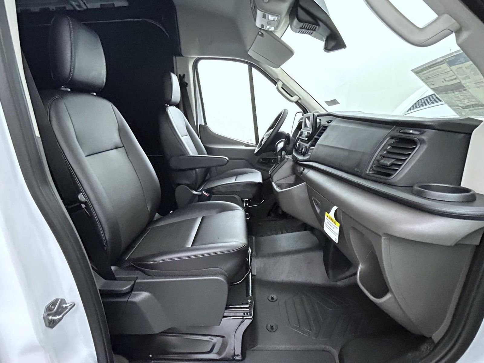 2025 Ford Transit photo 15