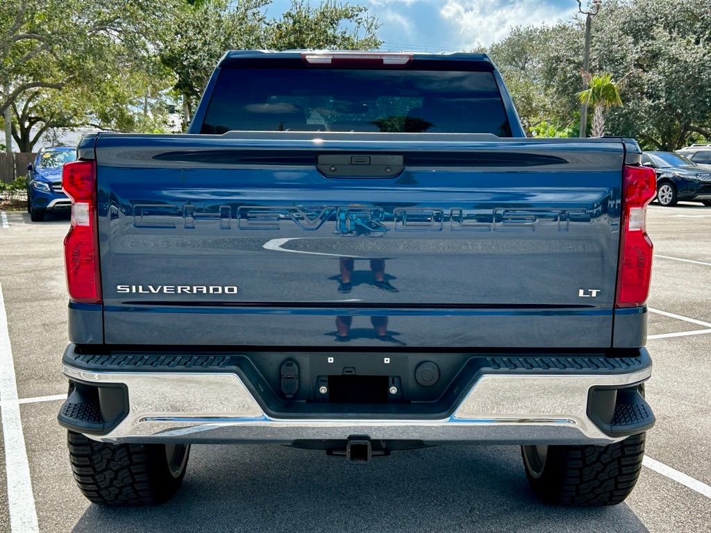 2020 Chevrolet Silverado 1500 LT photo 4