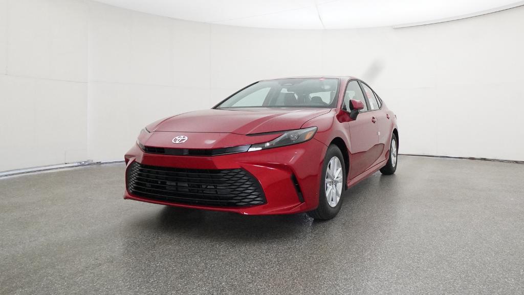 2026 Toyota Camry LE photo 4