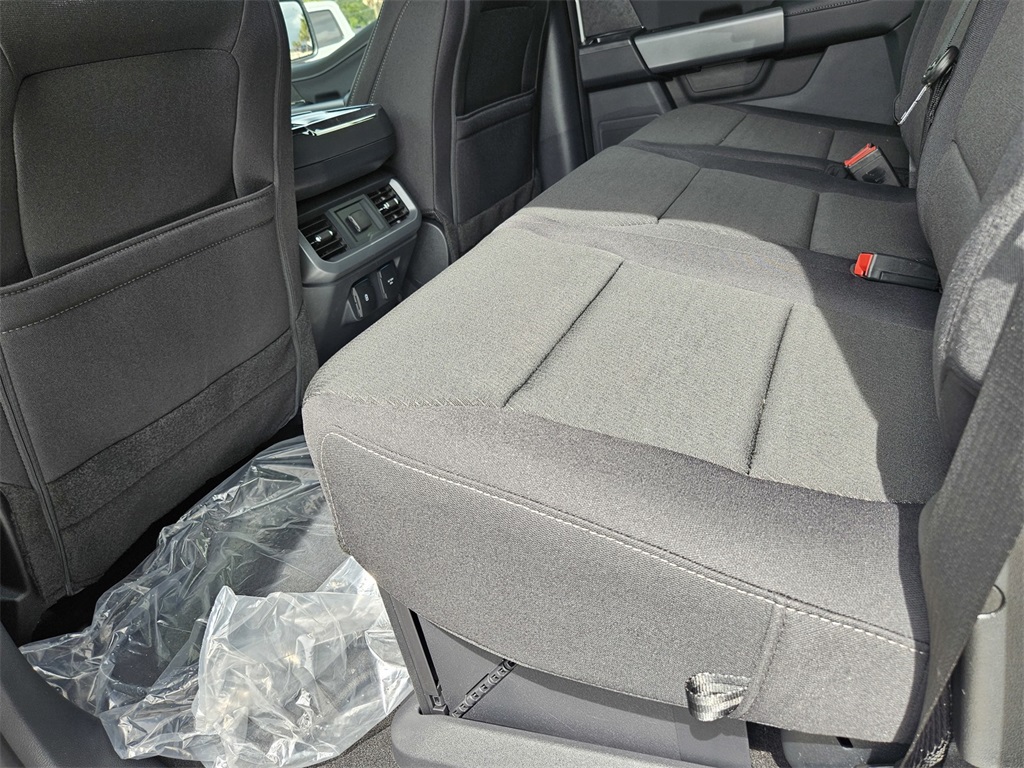 2025 Ford F-150 XLT photo 22