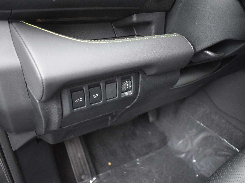 2025 Subaru Ascent Onyx Edition Touring photo 10