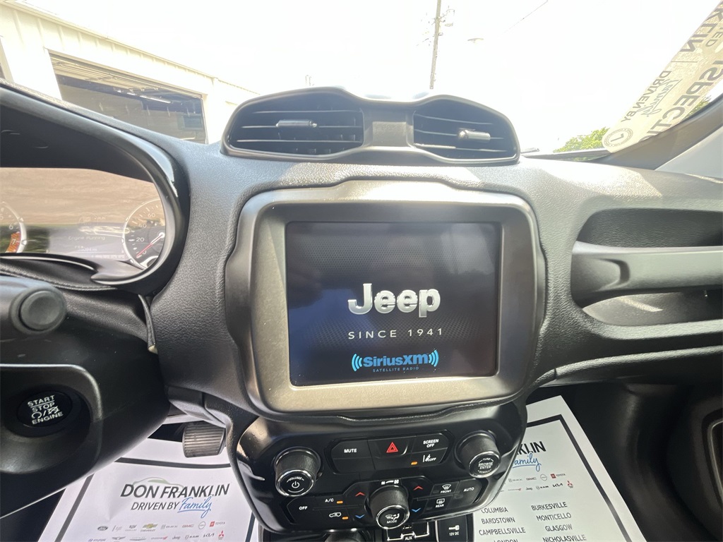 2021 Jeep Renegade Limited photo 16