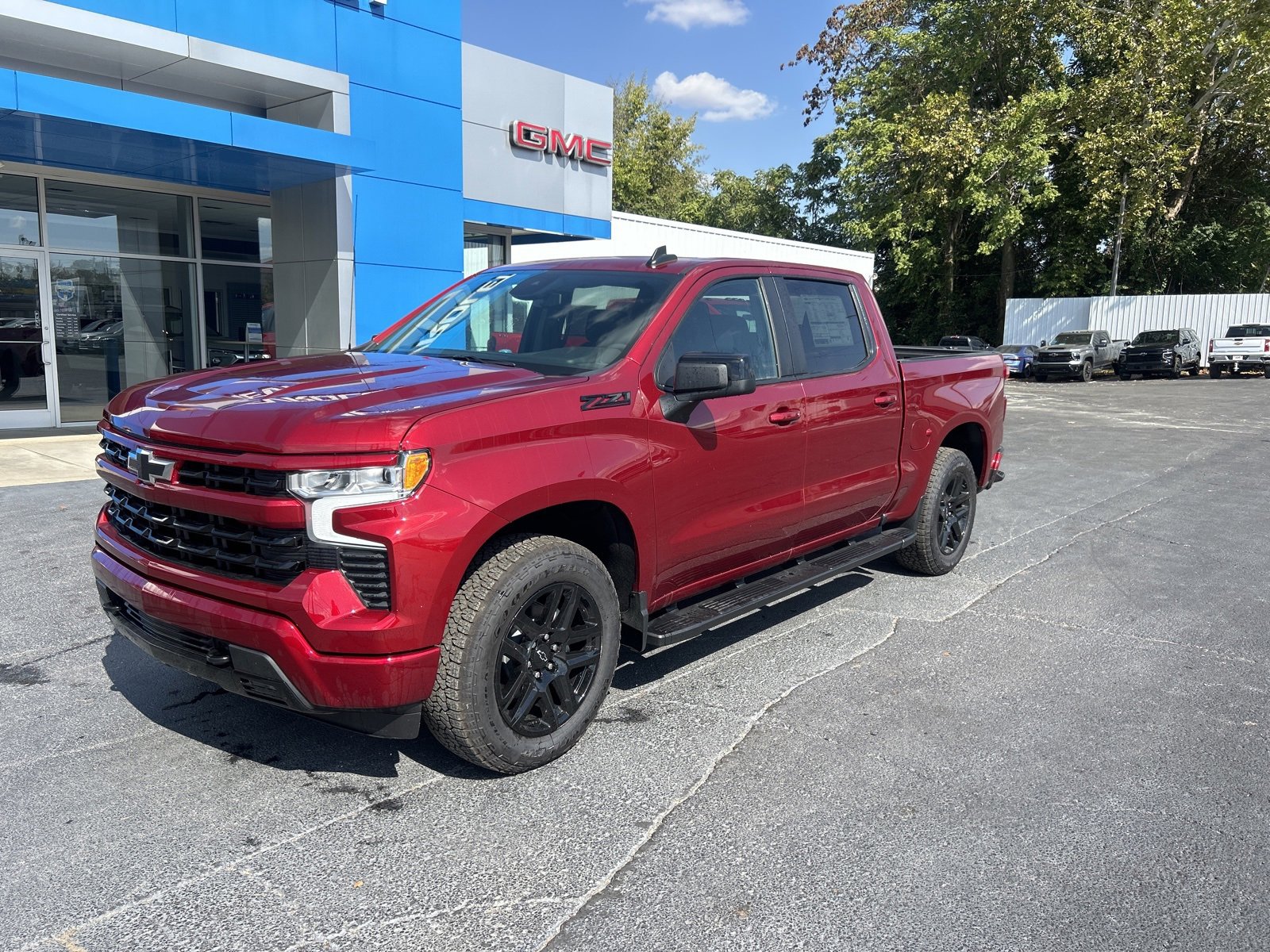 2026 Chevrolet Silverado 1500 RST photo 2