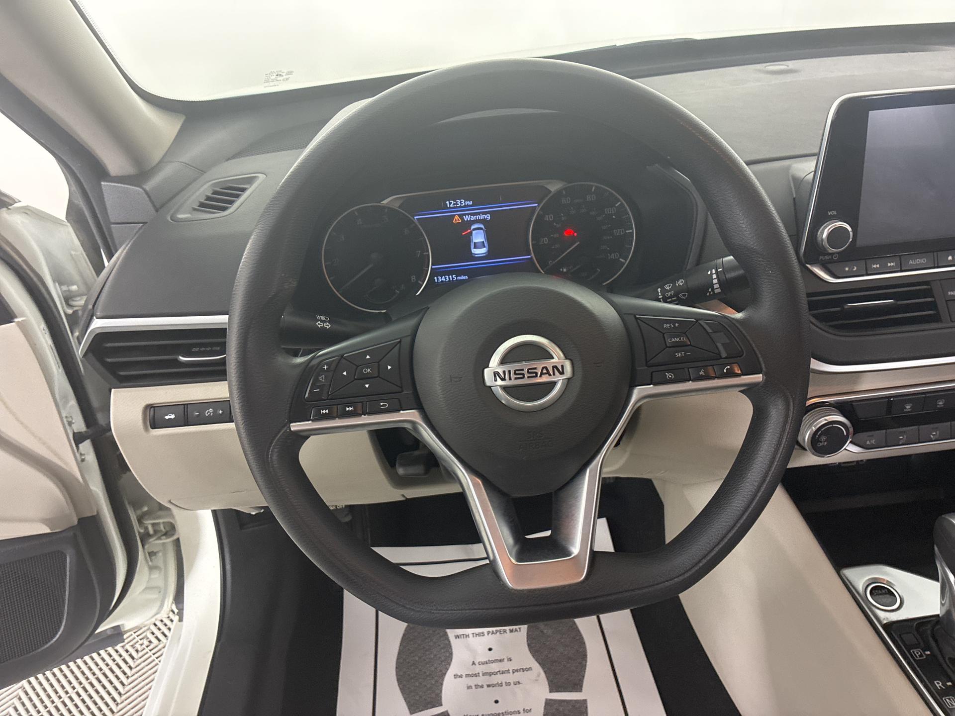 2020 Nissan Altima 2.5 S photo 11
