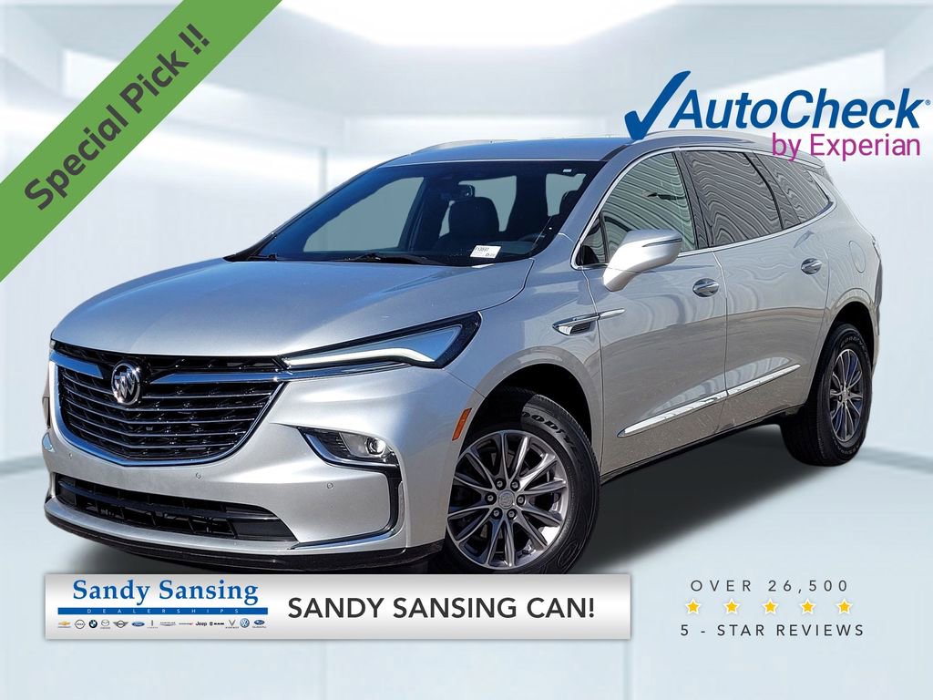 2022 Buick Enclave Essence's photo