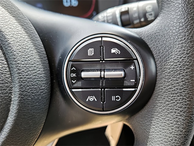 2023 Kia Soul LX photo 21