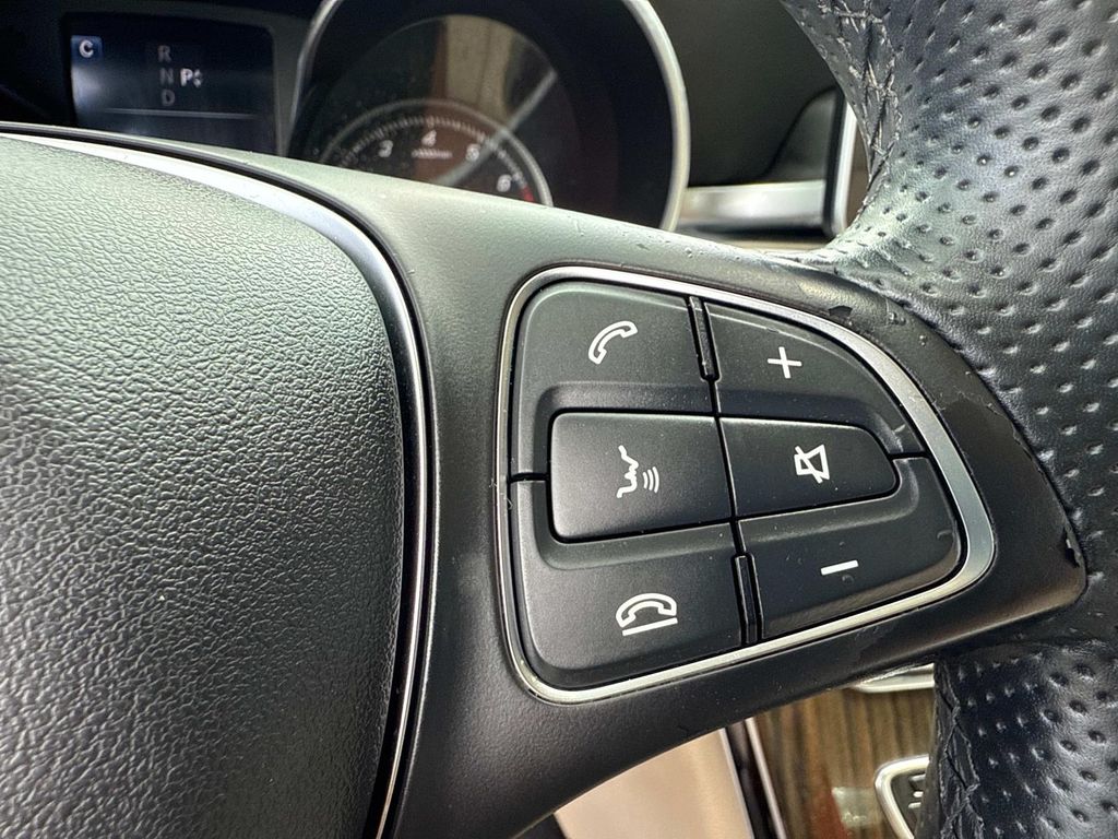 2016 Mercedes Benz C 300 photo 30