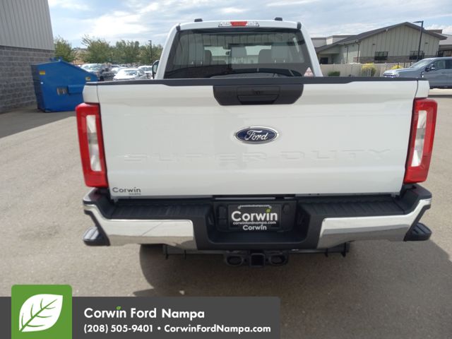 2026 Ford F-250 photo 4