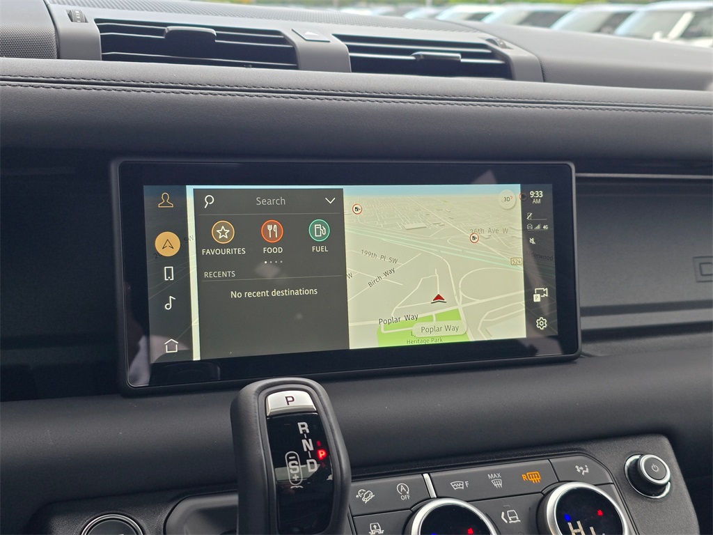 2024 Land Rover Defender 110 X-Dynamic SE photo 13