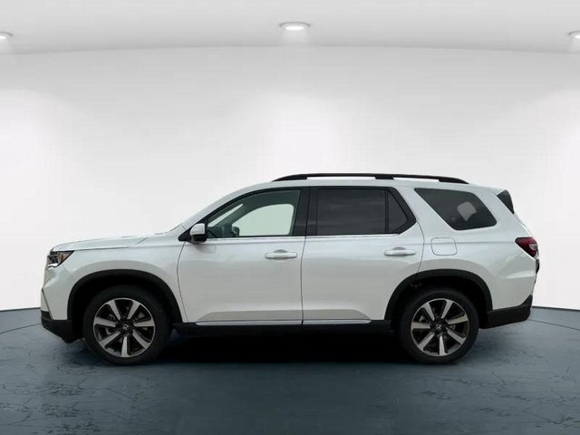 2025 Honda Pilot Touring photo 3