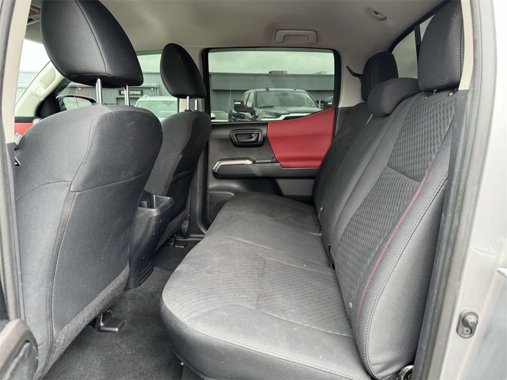 2021 Toyota Tacoma SR5 4x4 Double Cab photo 14