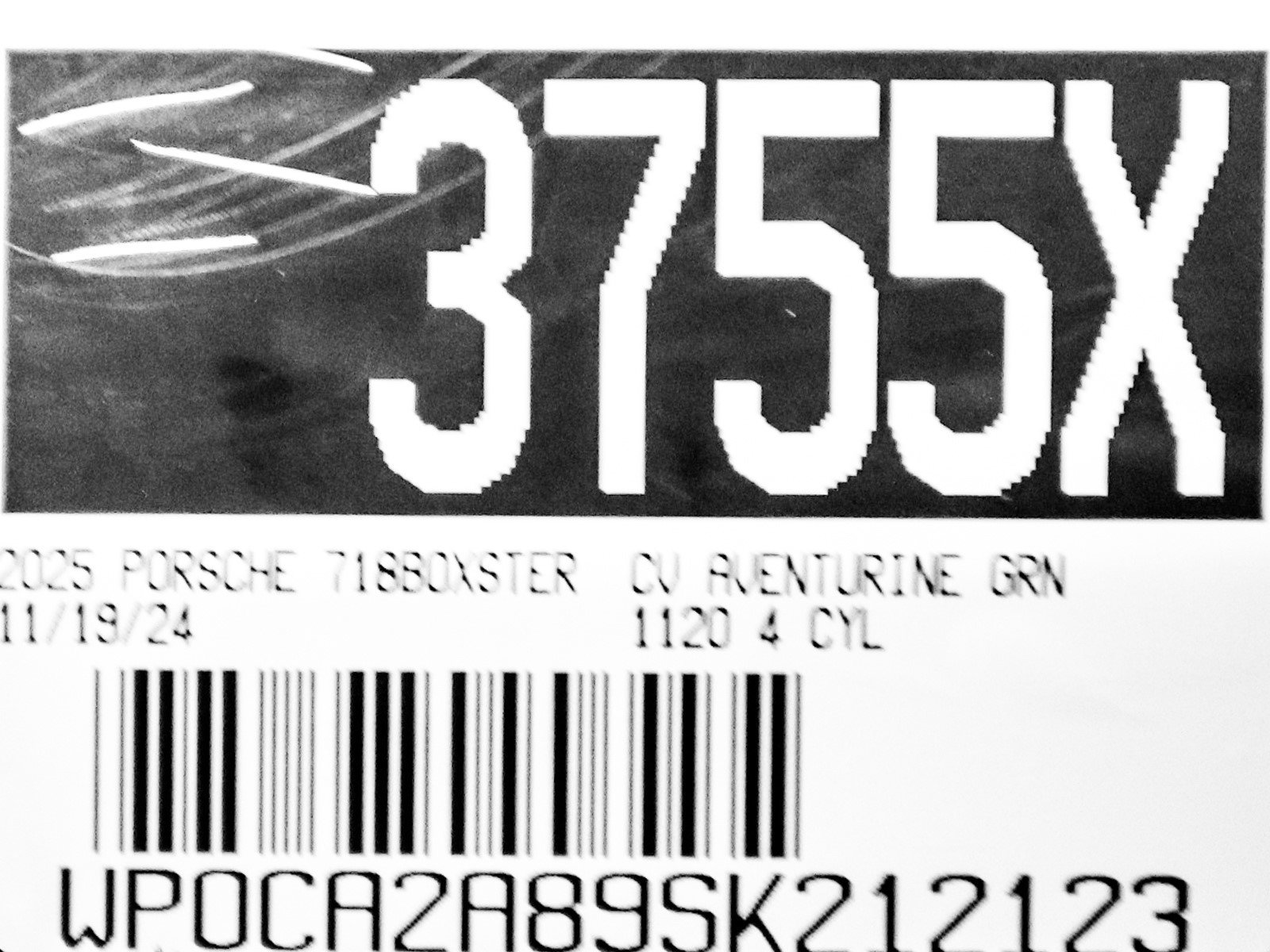 New 2025 Aventurine Green Metallic Porsche  image 32