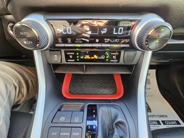 2024 Toyota RAV4 TRD photo 7
