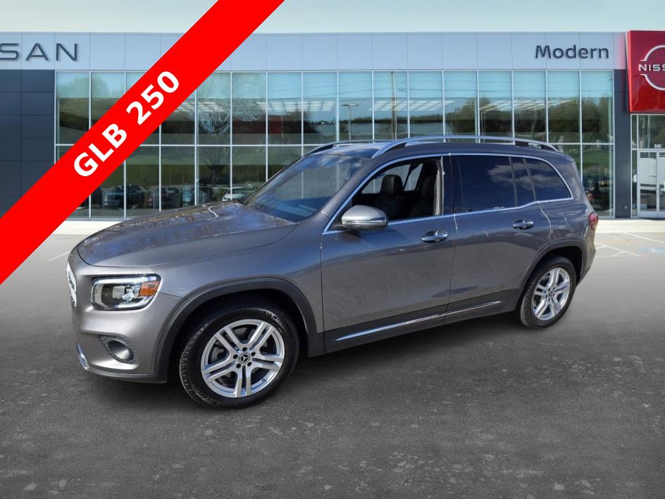 2020 Mercedes-Benz GLB Base's photo