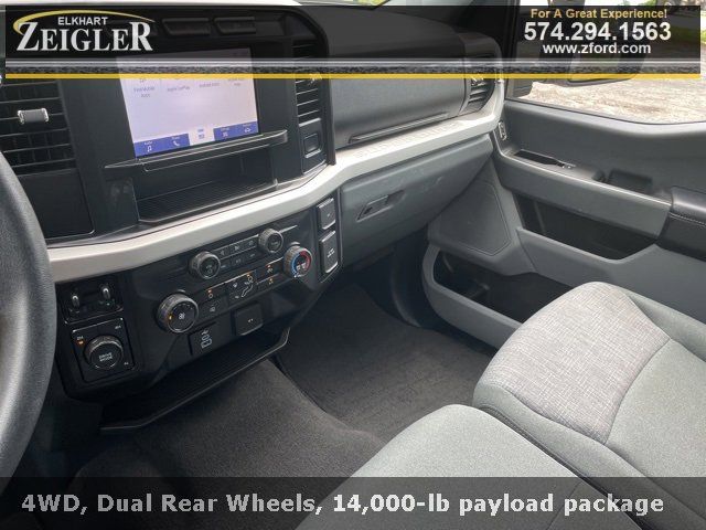 2024 Ford F-350 XLT photo 15
