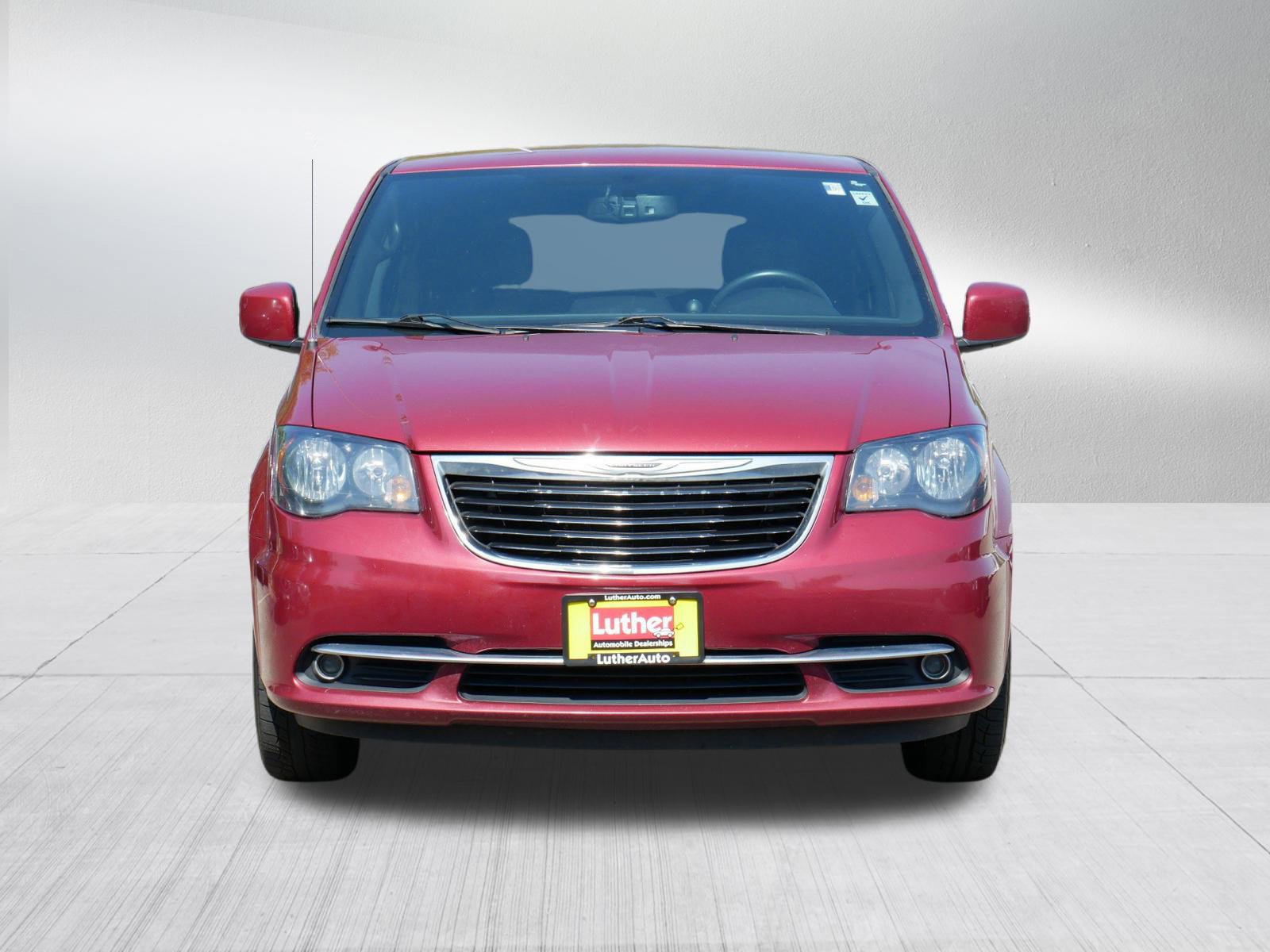 Used 2015 Chrysler Town & Country S with VIN 2C4RC1HGXFR720037 for sale in Vadnais Heights, Minnesota