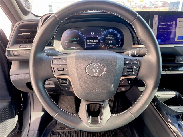 2024 Toyota Crown Limited photo 7