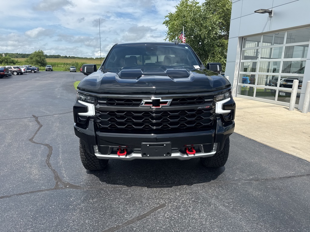 2022 Chevrolet Silverado 1500 ZR2 photo 2