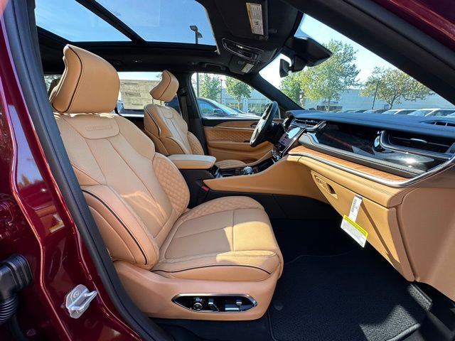 2025 Jeep Grand Cherokee L Summit Reserve photo 29