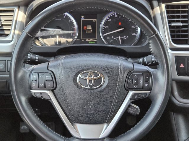 2017 Toyota Highlander Limited photo 10