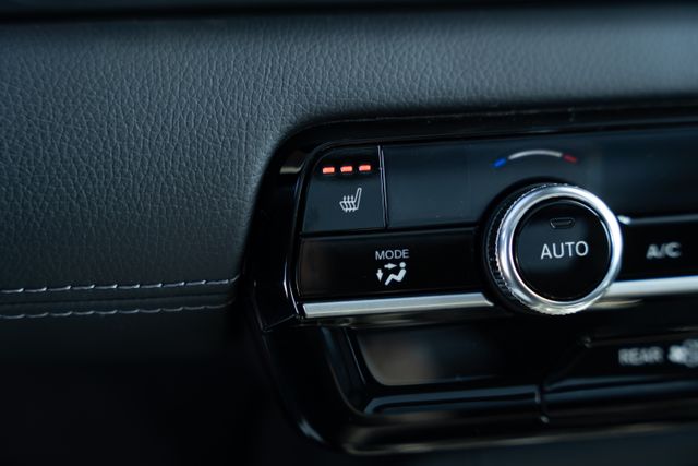 2025 Honda Pilot Touring photo 27