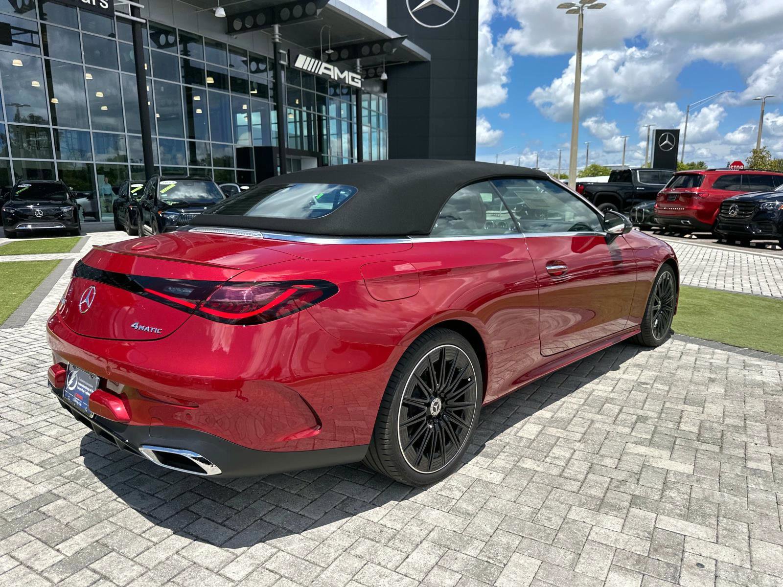 2026 Mercedes Benz CLE 300 4MATIC Cabriolet photo 4