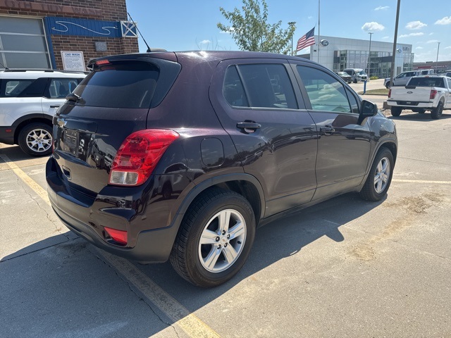 2020 Chevrolet Trax LS photo 4