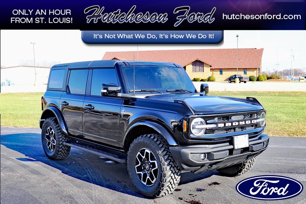 2024 Ford Bronco 4-Door Outer Banks's photo