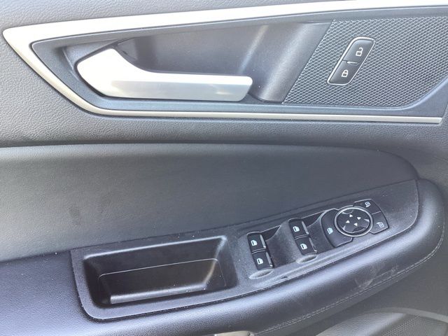2024 Ford Edge SEL photo 29