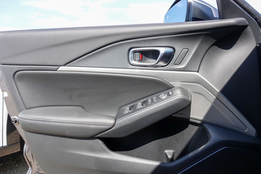 2025 Acura Integra A-Spec photo 13