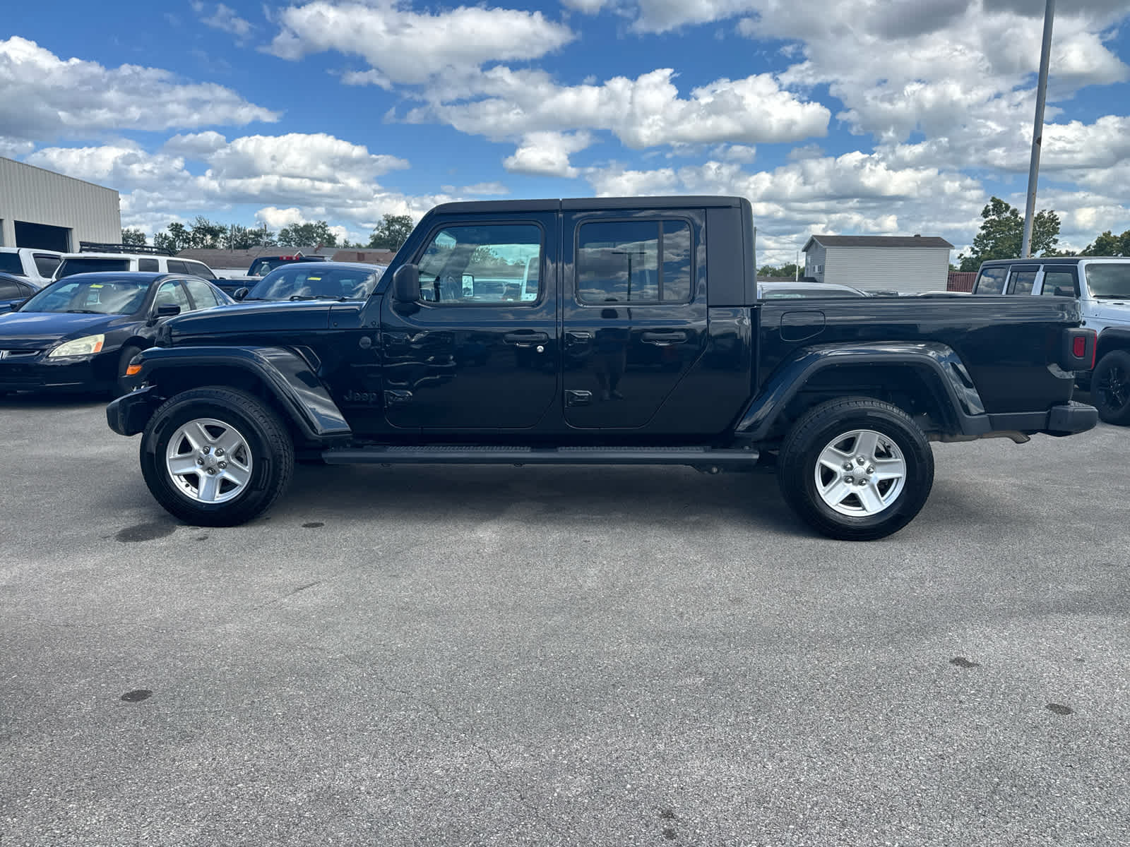 2023 Jeep Gladiator Sport S photo 8
