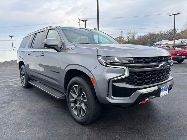 2022 Chevrolet Suburban Z71 photo 2