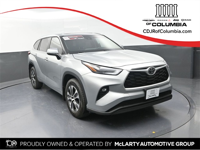 2023 Toyota Highlander XLE's photo