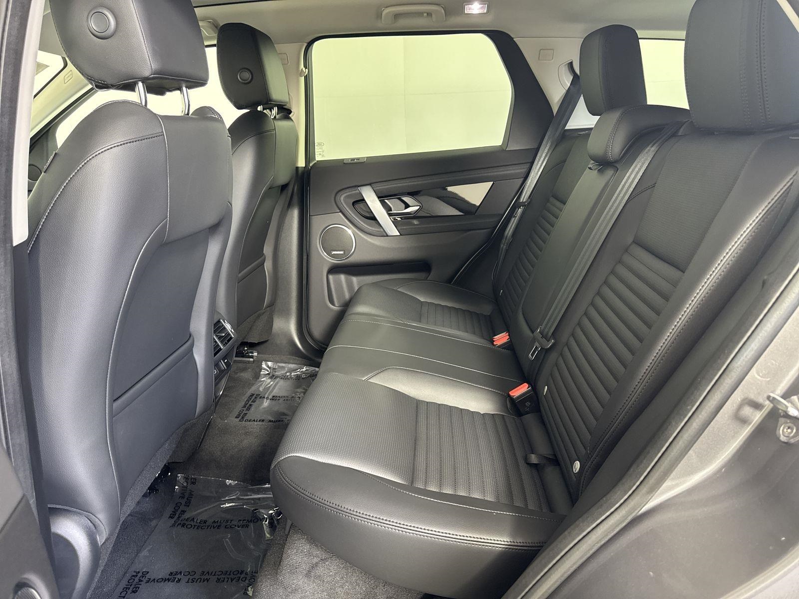 2025 Land Rover Discovery Sport S photo 25