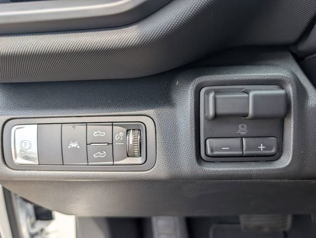 2025 Chevrolet Silverado EV LT photo 21