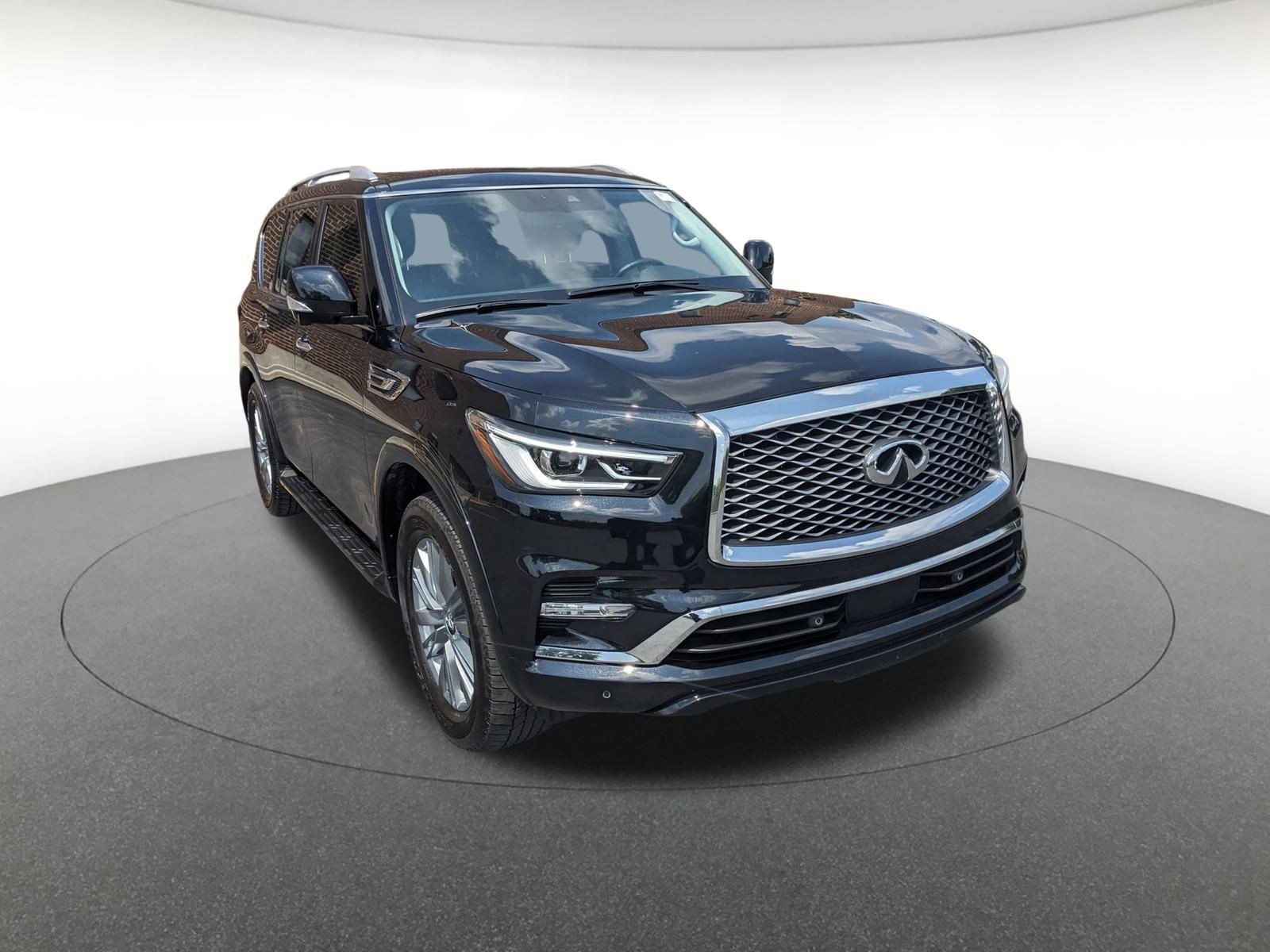 2024 Infiniti QX80 Luxe photo 2