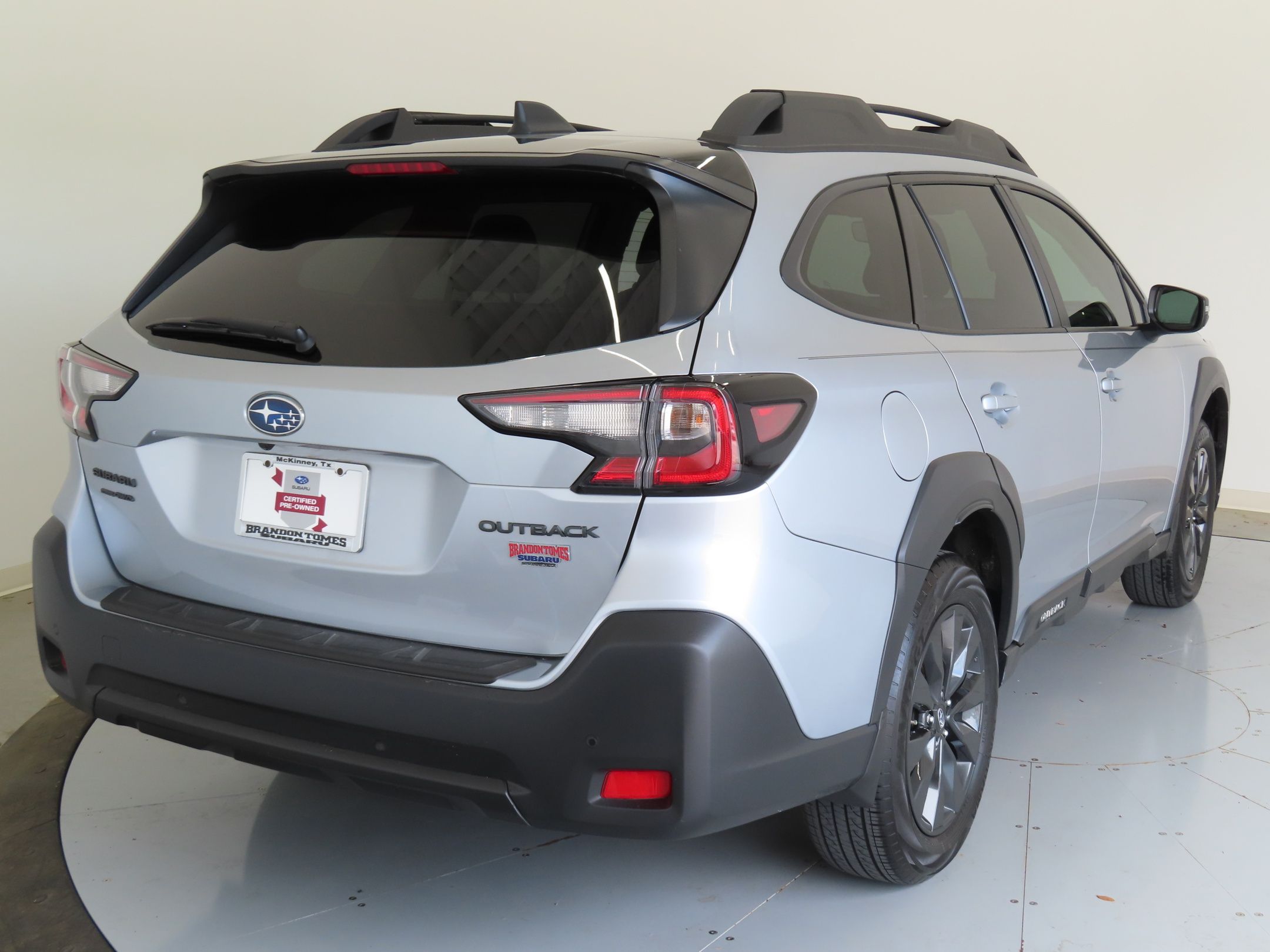 2025 Subaru Outback Onyx Edition photo 3
