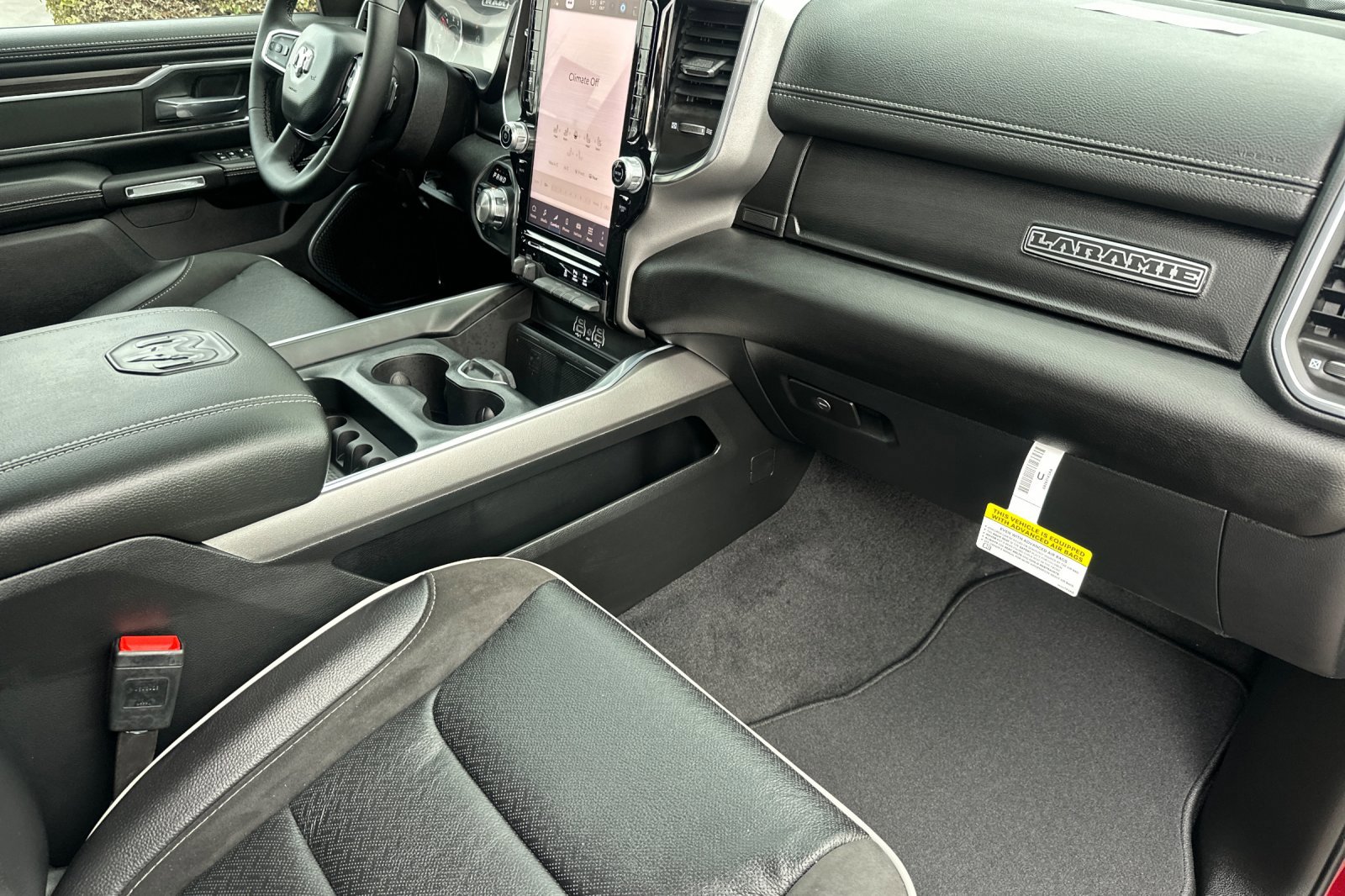 2025 Ram 1500 Laramie photo 12