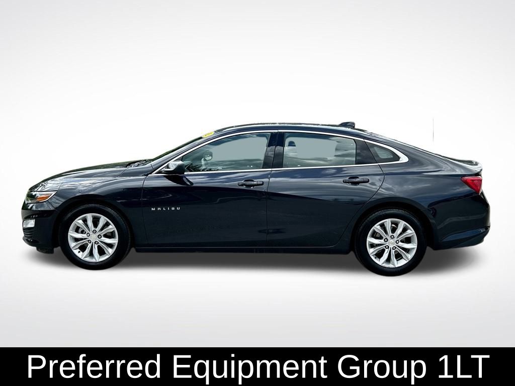 2023 Chevrolet Malibu 1LT photo 2