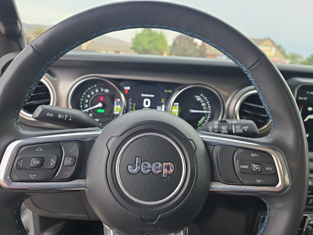 2023 Jeep Wrangler Rubicon 4xe photo 19