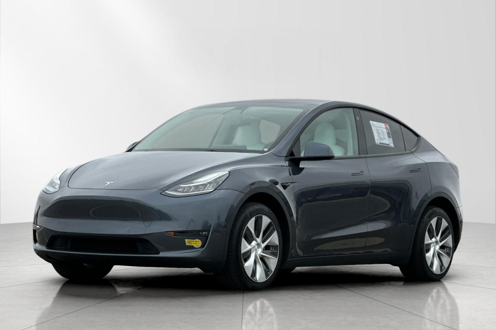 Used 2022 Tesla Model Y Long Range with VIN 7SAYGDEE4NF400357 for sale in Torrance, CA