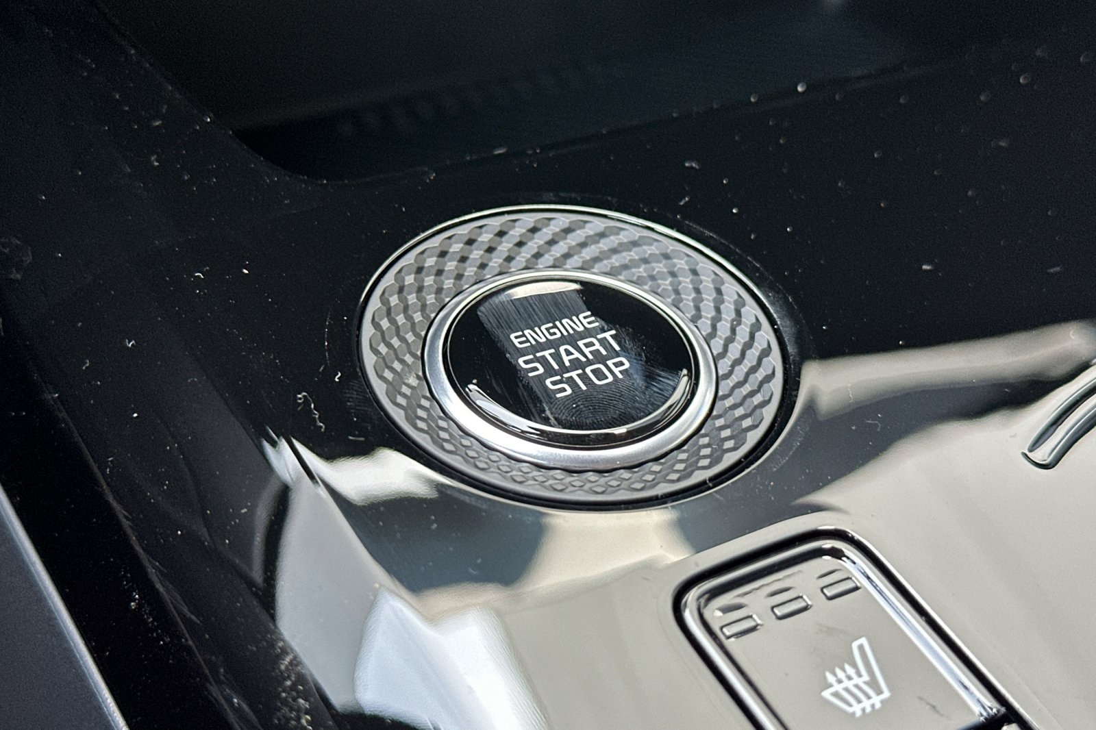 2025 Kia Niro EX photo 18