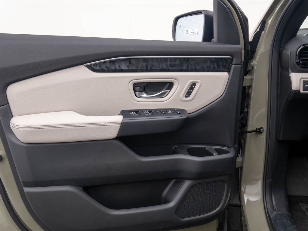 2026 Honda Passport TrailSport Elite photo 12